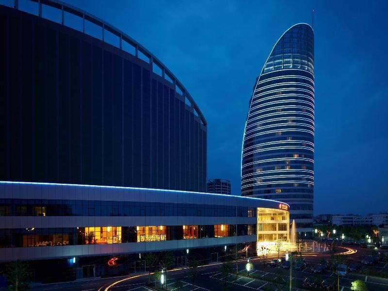 Jurong Yukun New Century Hotel Jiangsu Exterior photo
